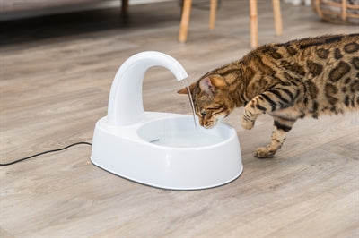 Product image of:TRIXIE DRINKFONTEIN CURVED STREAM KUNSTSTOF WIT