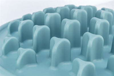 Product image of:TRIXIE VOERMAT SLOWFEEDING PILLARS TPE BLAUW
