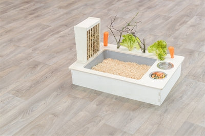 Product image of:TRIXIE VOEDERSTATION MET VOERBAK / WATERBAK / HOOIRUIF HOUT NATUREL